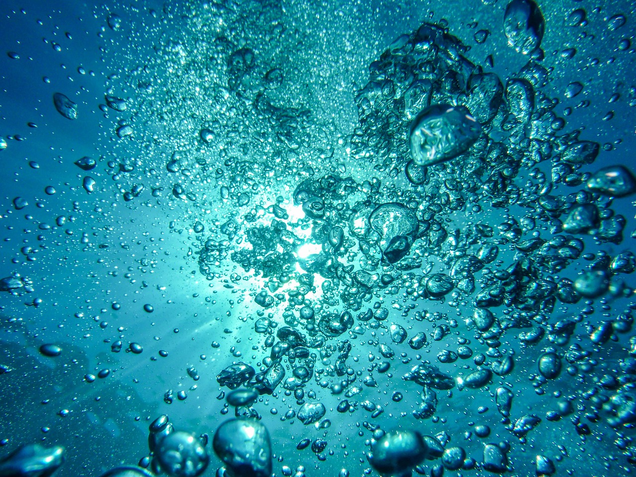 Vattenprov och vattenrening i industriella vattensystem: Vikten av analyser och korrosionskontroll